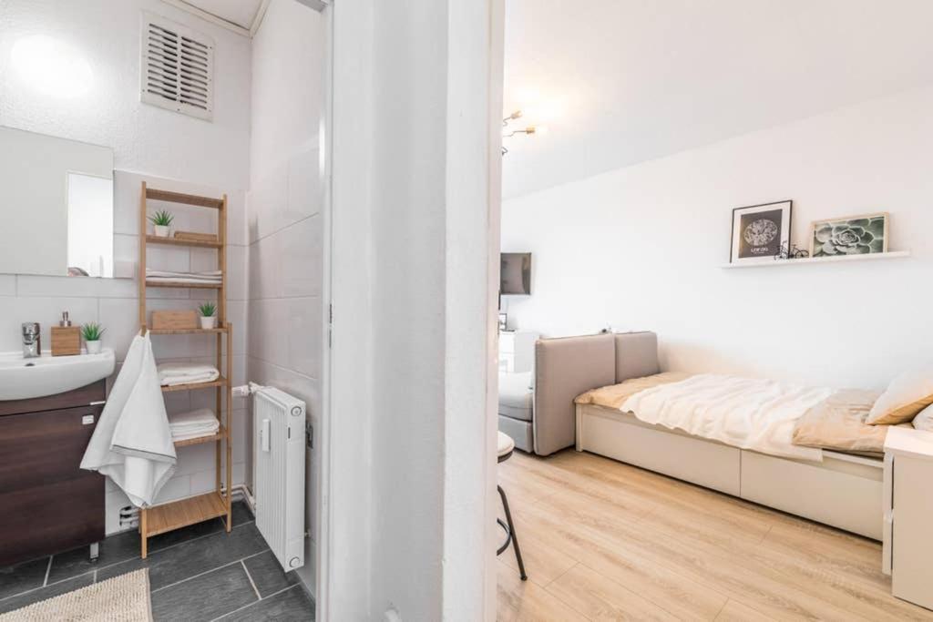Sauber Und Modern, Netflix, Wifi, Leipzig Flair, Kueche Apartman Kültér fotó